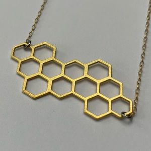 EUC Bee Hive Necklace